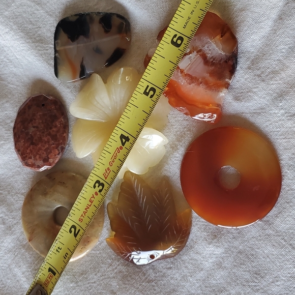 Assorted gemstone pendants DESTASH - Picture 2 of 8